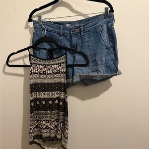 🩵Old Navy Blue Denim Boyfriend Shorts
